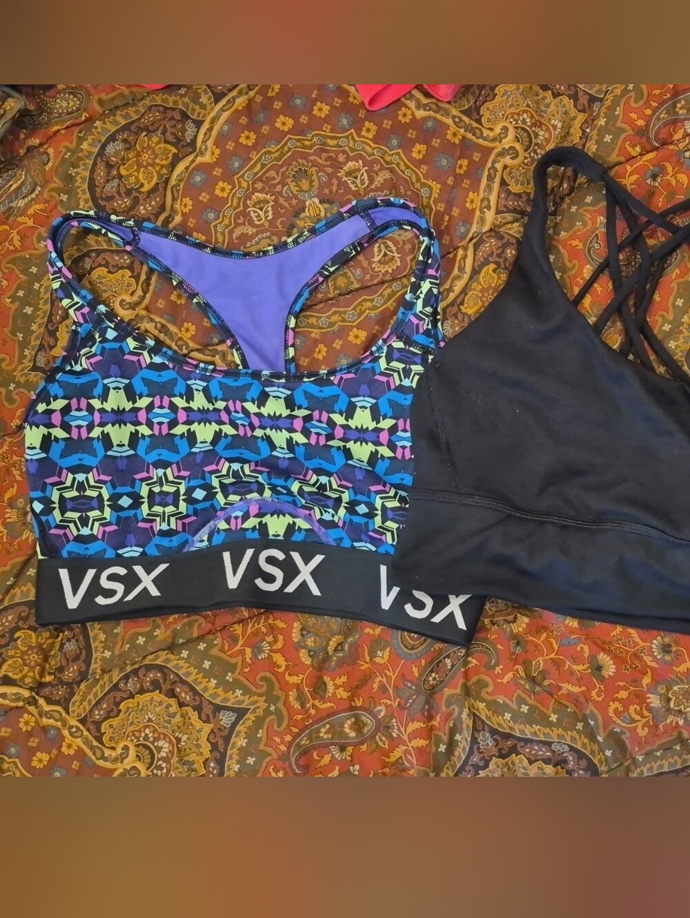 2 Victorias secret  Sports Bras Med
